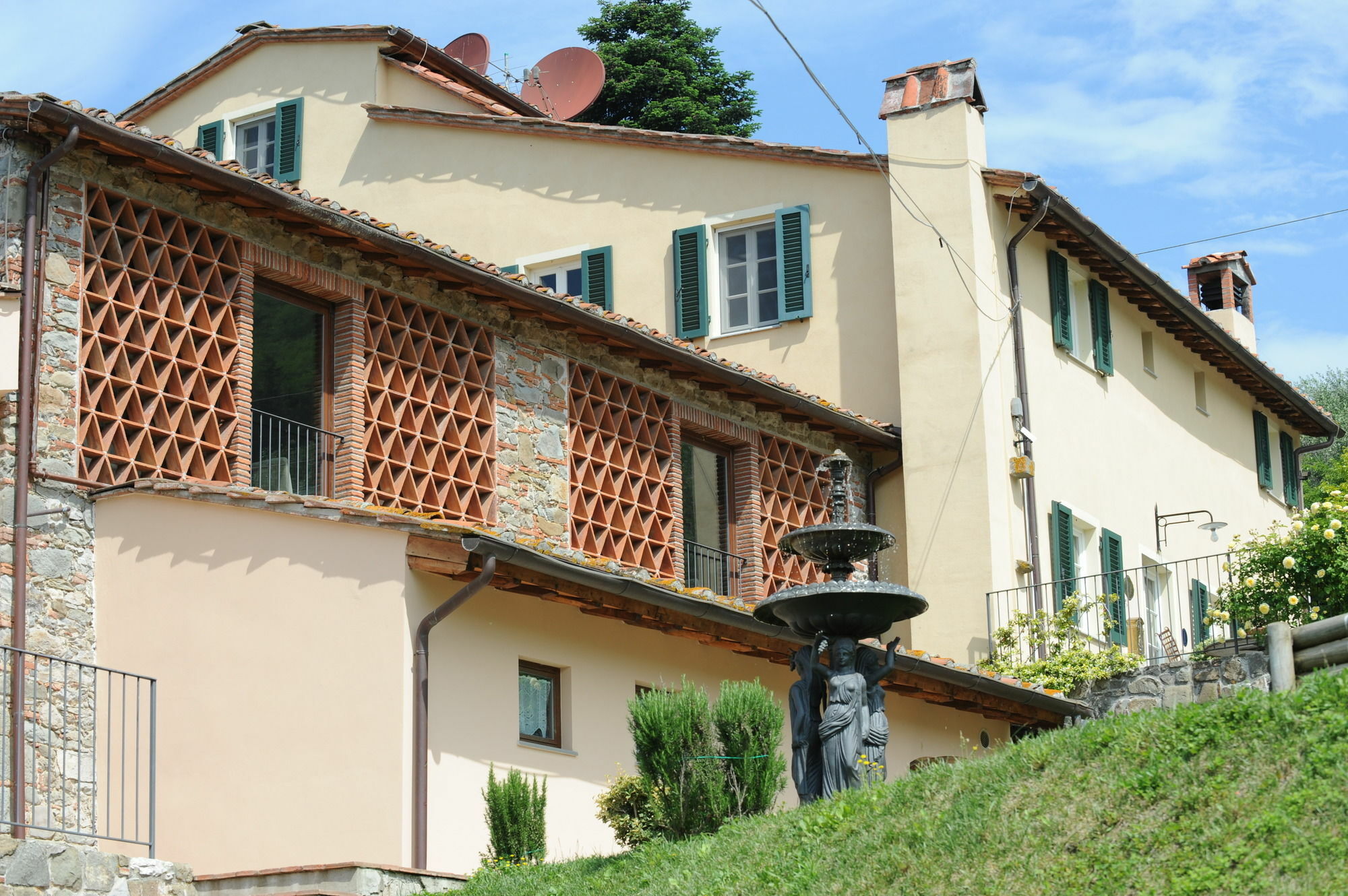 Tenuta San Pietro Luxury Hotel&restaurante Lucca Exterior foto